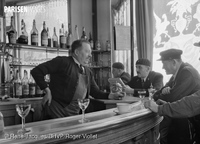 Invalides (cafe).jpg